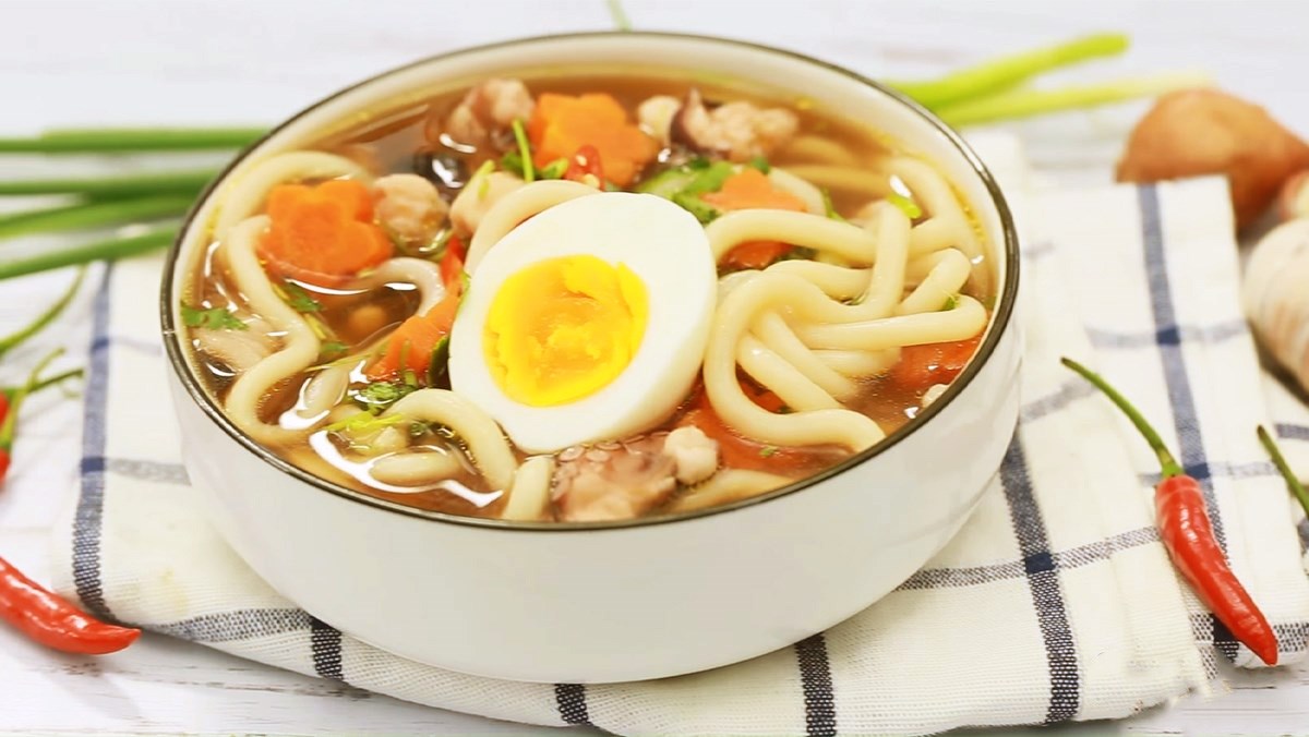 Mì udon bạch tuộc