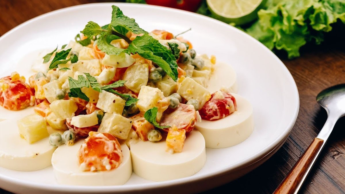 Salad đậu hũ rau củ