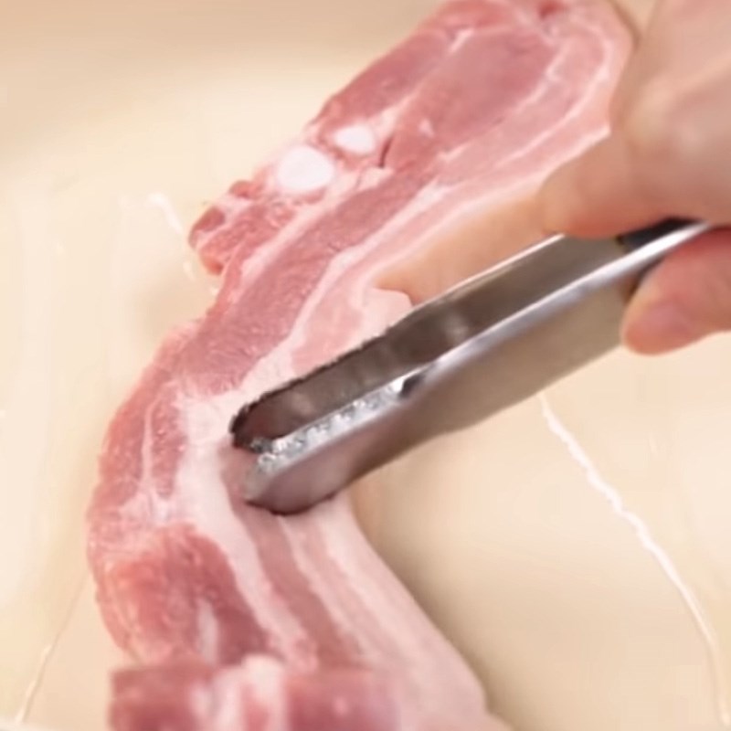 Bước 5 Áp chảo thịt ba chỉ Cơm cà ri thịt ba chỉ