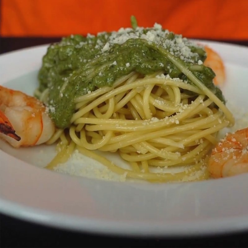 Bước 6 Hoàn thành Mì ý sốt pesto