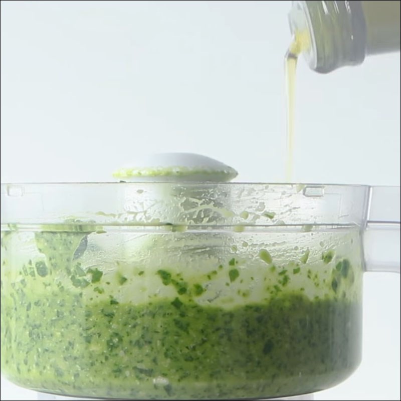 Bước 1 Làm sốt Sốt Pesto chay