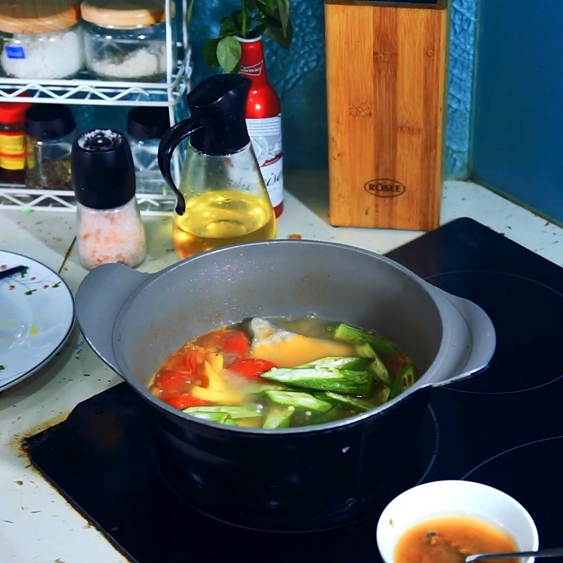 Bước 5 Nấu canh Canh chua cá bớp nấu dứa