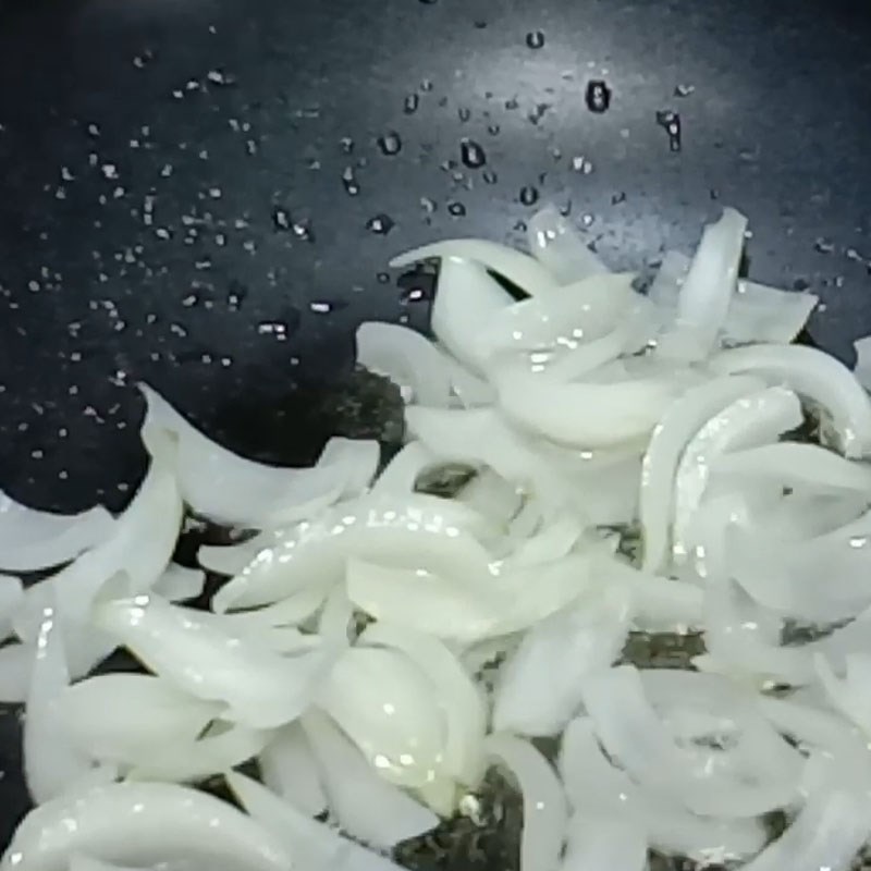 Bước 3 Nấu nước dùng Canh cá rô rau ngót