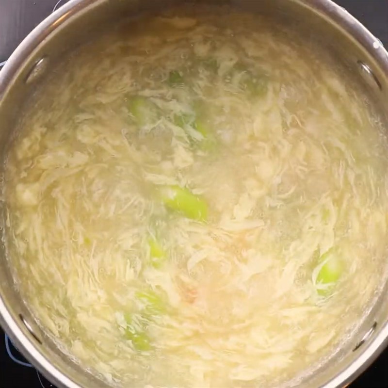 Bước 3 Nấu súp Súp măng tây tôm