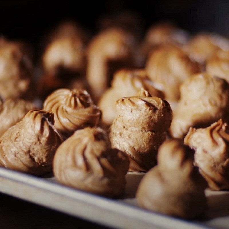 Bước 3 Nướng bánh Bánh su gạo lứt