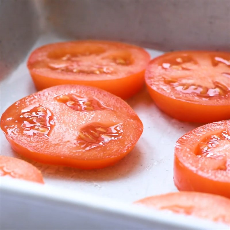 Bước 1 Sơ chế cà chua Cà chua nướng phô mai