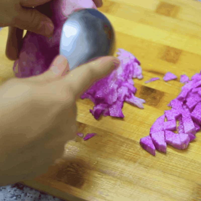 Bước 3 Sơ chế khoai mỡ Canh khoai mỡ nấu tôm