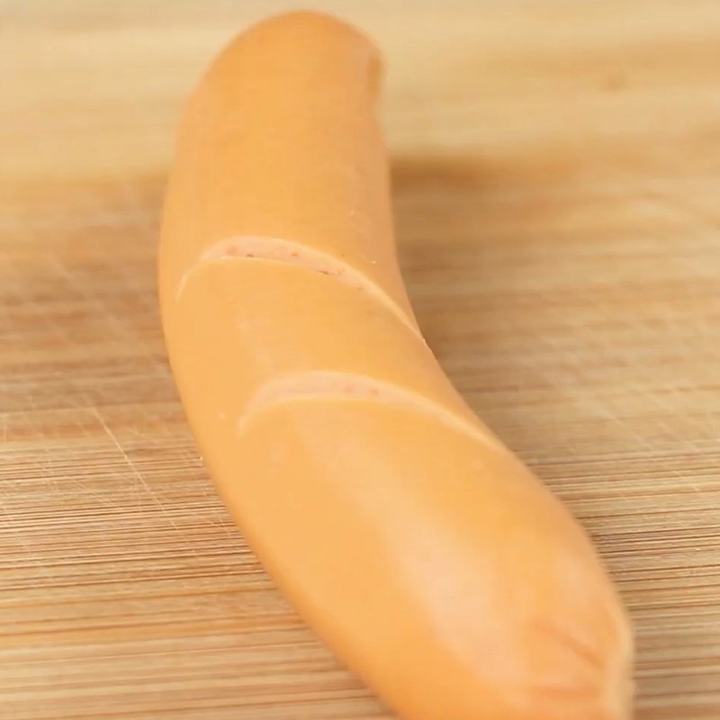 Bước 1 Sơ chế nguyên liệu Cơm cà ri xúc xích