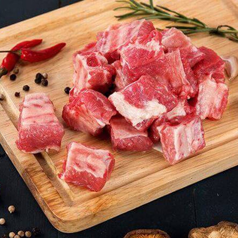 Bước 1 Sơ chế sườn non Canh nha đam nấu bếp sườn