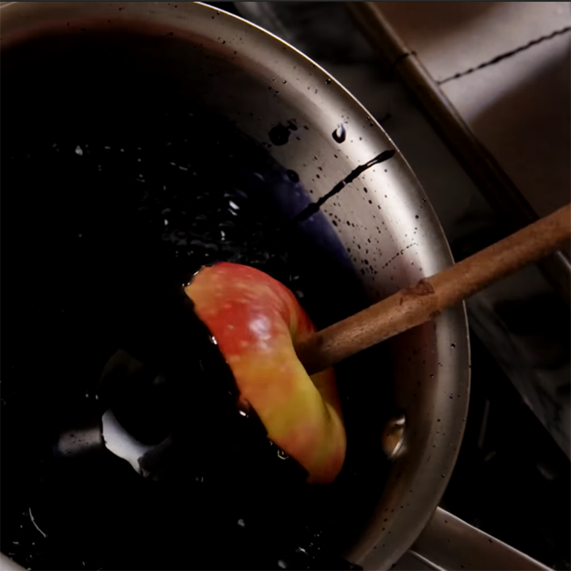 Bước 2 Tạo hình Táo độc bọc đường