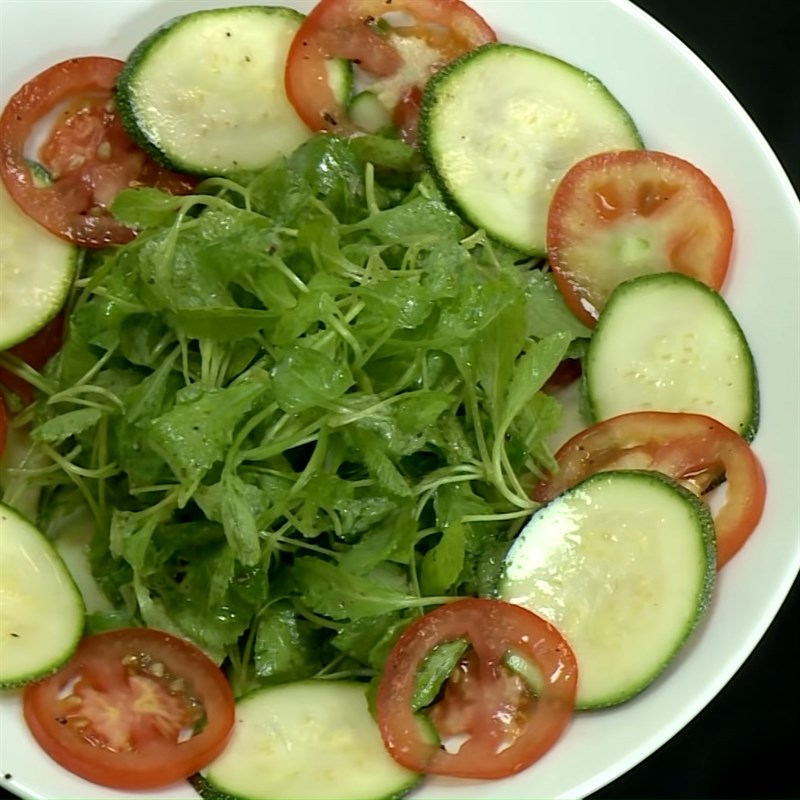 Bước 5 Thành phẩm Salad bí ngòi chay