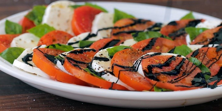 Bước 4 Thành phẩm Caprese salad