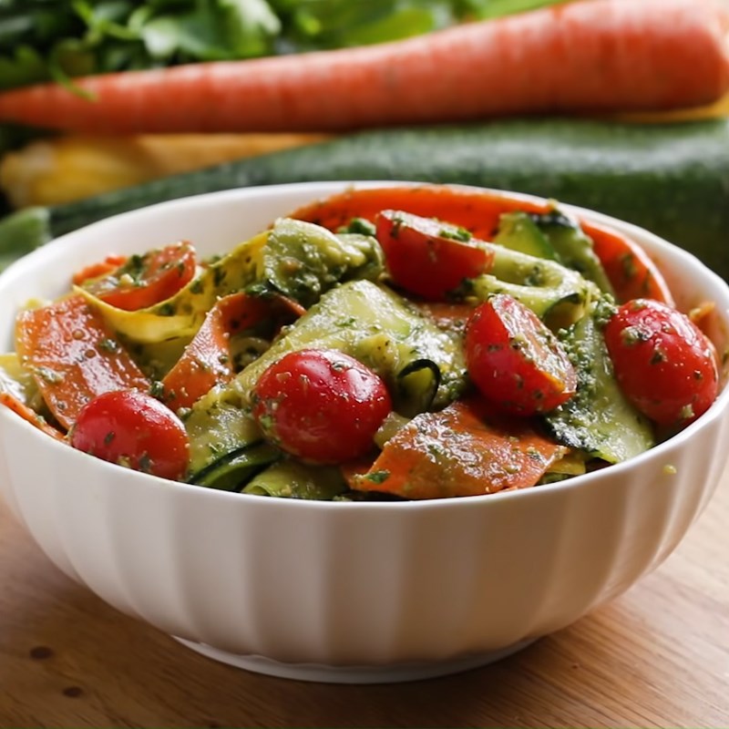 Bước 4 Thành phẩm Salad pesto rau củ
