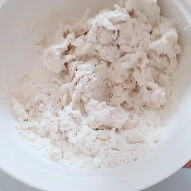 Bước 1 Trộn bột bánh Bánh bao sữa dừa