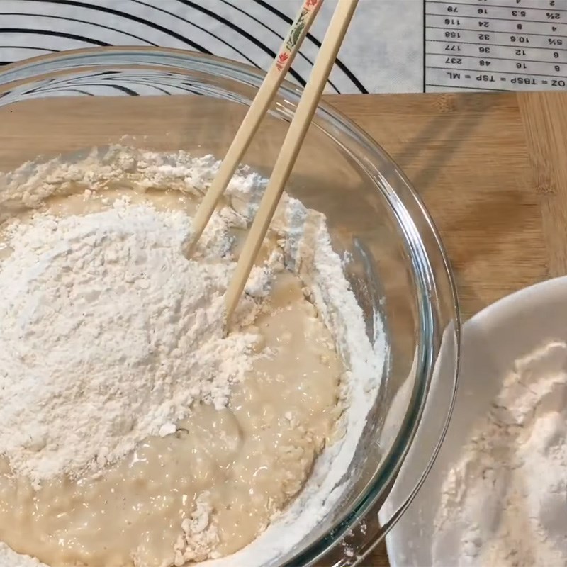 Bước 3 Trộn bột bánh bao Bánh bao nhân đậu đen