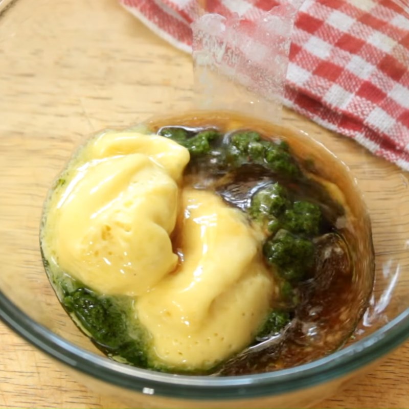 Bước 4 Trộn salad Salad pesto ức gà