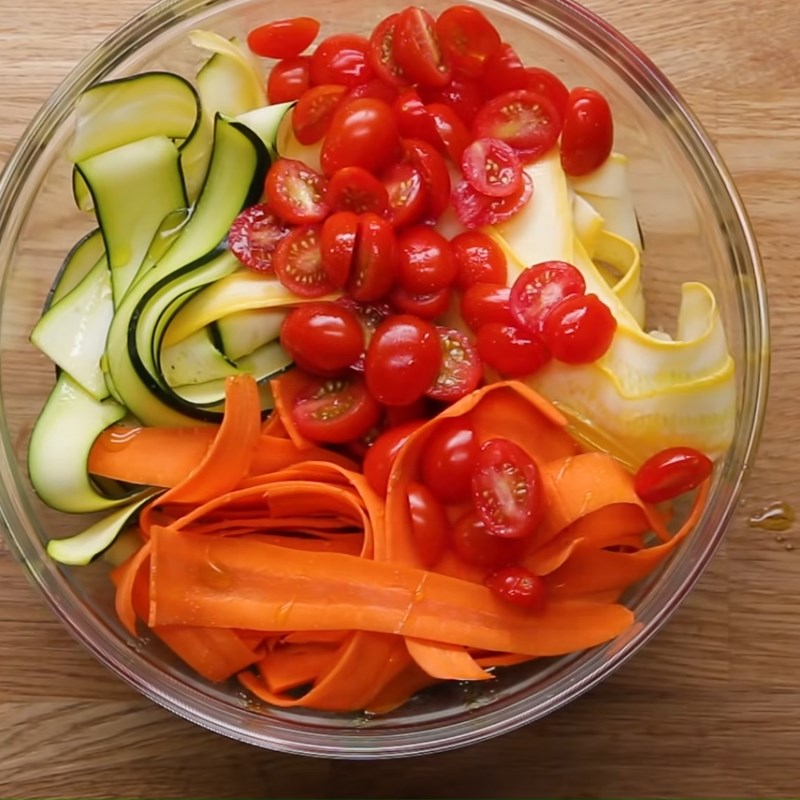 Bước 3 Trộn salad Salad pesto rau củ