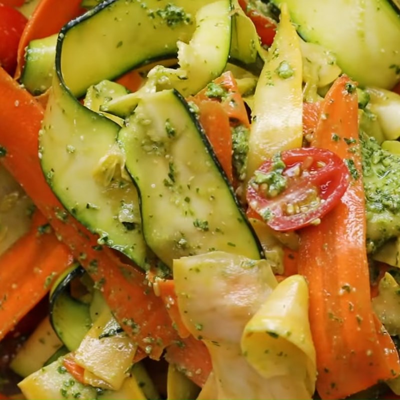 Bước 3 Trộn salad Salad pesto rau củ