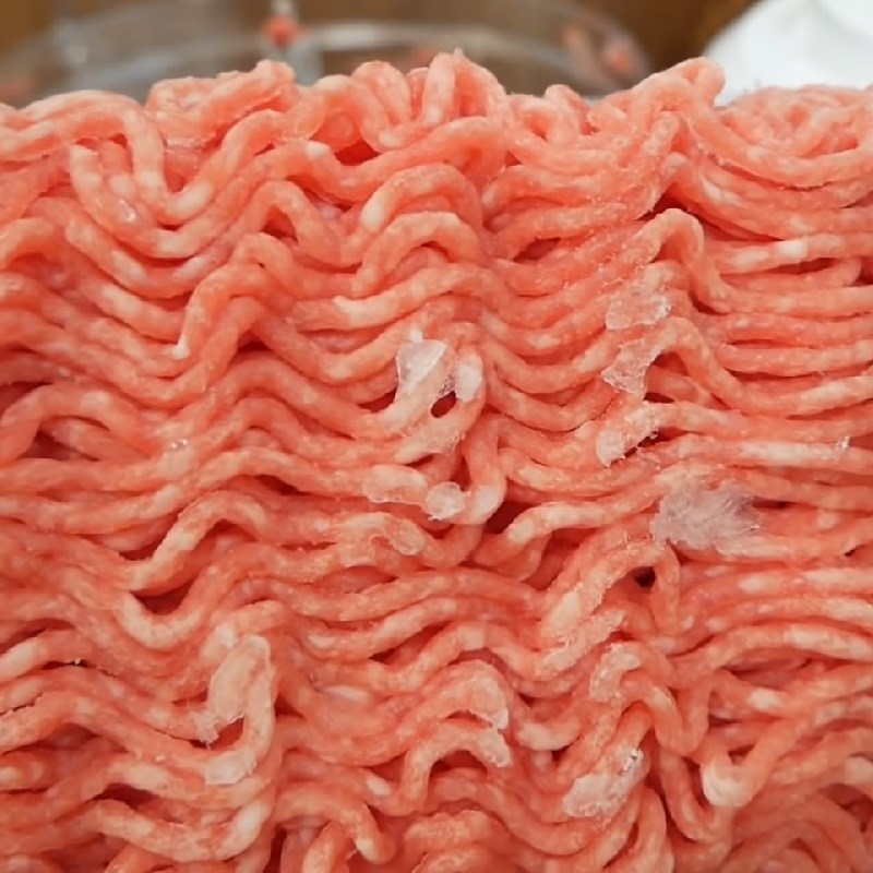 Bước 1 Xay thịt lần 1 Giò sống