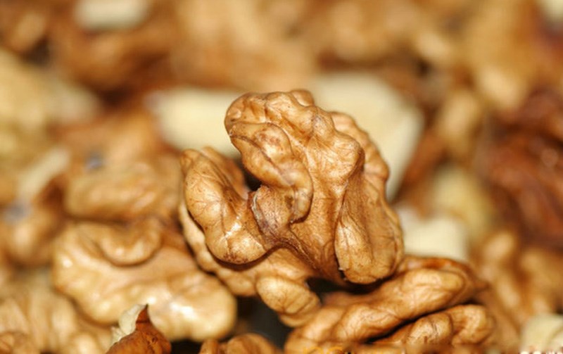 T&aacute;ch vỏ lụa hạt &oacute;c ch&oacute; 