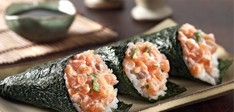 Sushi n&oacute;n (temaki)