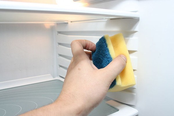 Mẹo khử mùi tanh của thực phẩm trong tủ lạnh