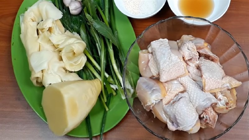 Nguyên vật liệu món ăn canh măng