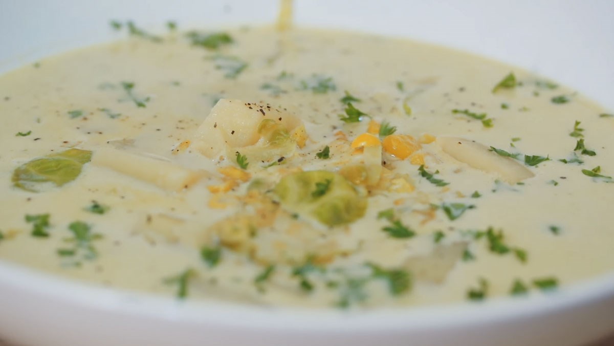 2 cách nấu súp bắp cải tí hon mềm ngon hấp dẫn đơn giản cho bé