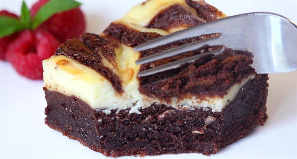 Cách làm bánh brownie chocolate mềm mịn, ngọt ngào tặng người thương