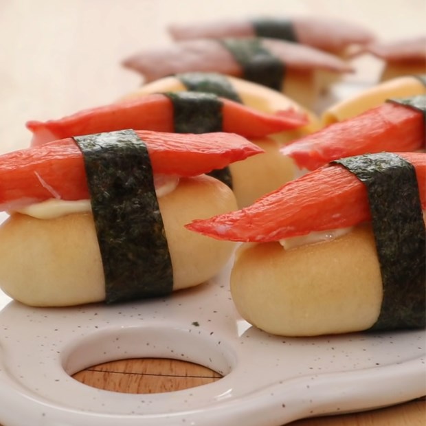 Cách làm bánh sushi bánh mì thơm ngon đơn giản cho bữa sáng
