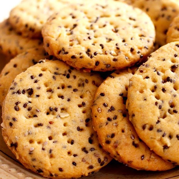 Cách làm bánh quy hạt chia thơm ngon bổ dưỡng cho gia đình