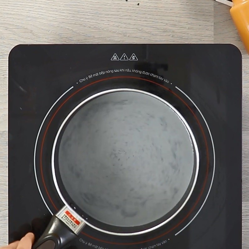 Bước 2 Nấu hỗn hợp sữa mè đen Flan mè đen