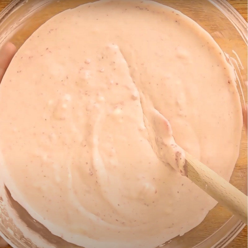 Bước 3 Làm kem Kem dâu tây sữa béo