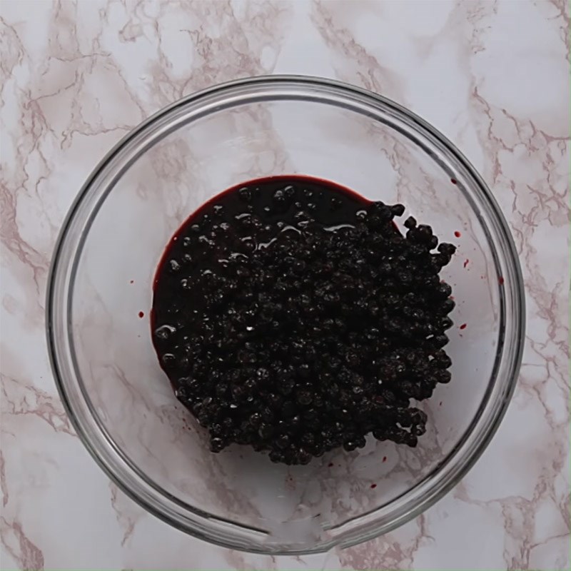 Bước 4 Làm mứt việt quất Bánh mousse việt quất chocolate