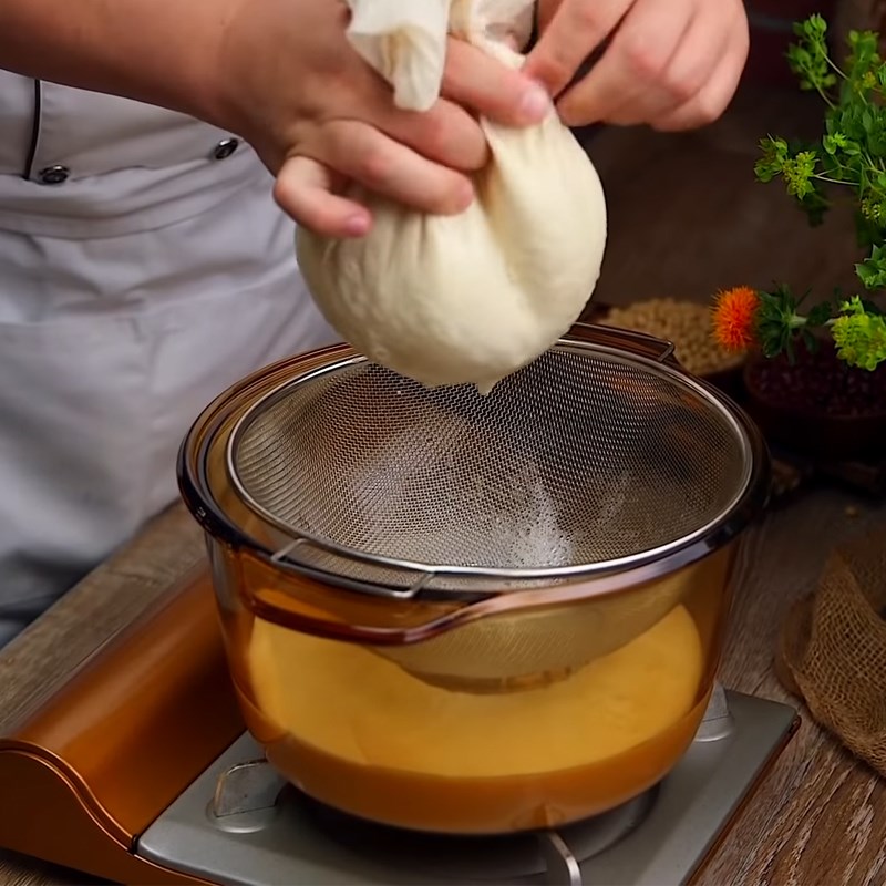 Bước 3 Lọc xác đậu nành Đậu hũ non