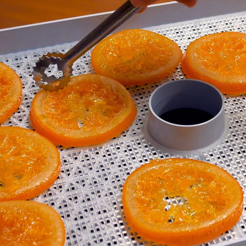 Bước 4 Sấy cam Kẹo dẻo cam từ cam tươi