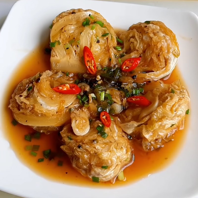 Producto final de la col estofada vegetariana