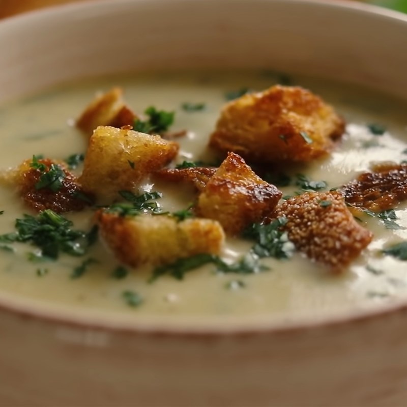 Bước 6 Thành phẩm Súp tỏi kiểu Ý