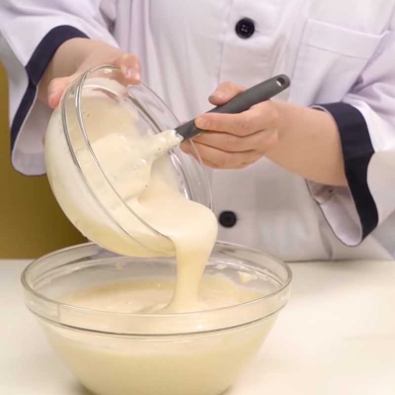 Bước 3 Trộn bột Bánh mút rửa chén