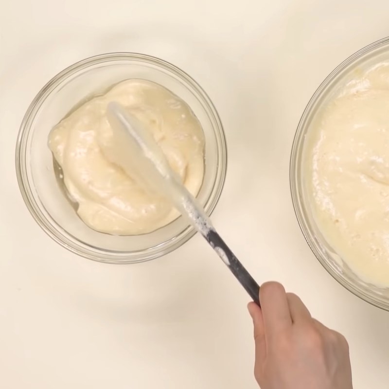 Bước 3 Trộn bột Bánh mút rửa chén