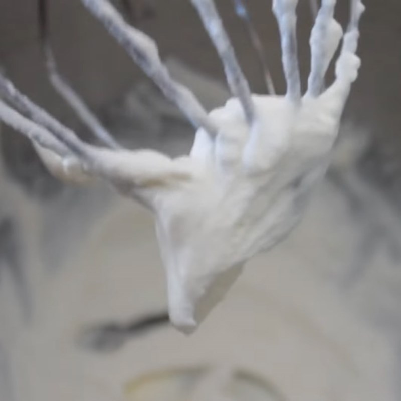 Bước 4 Trộn kem milo lần 1 Cheesecake milo