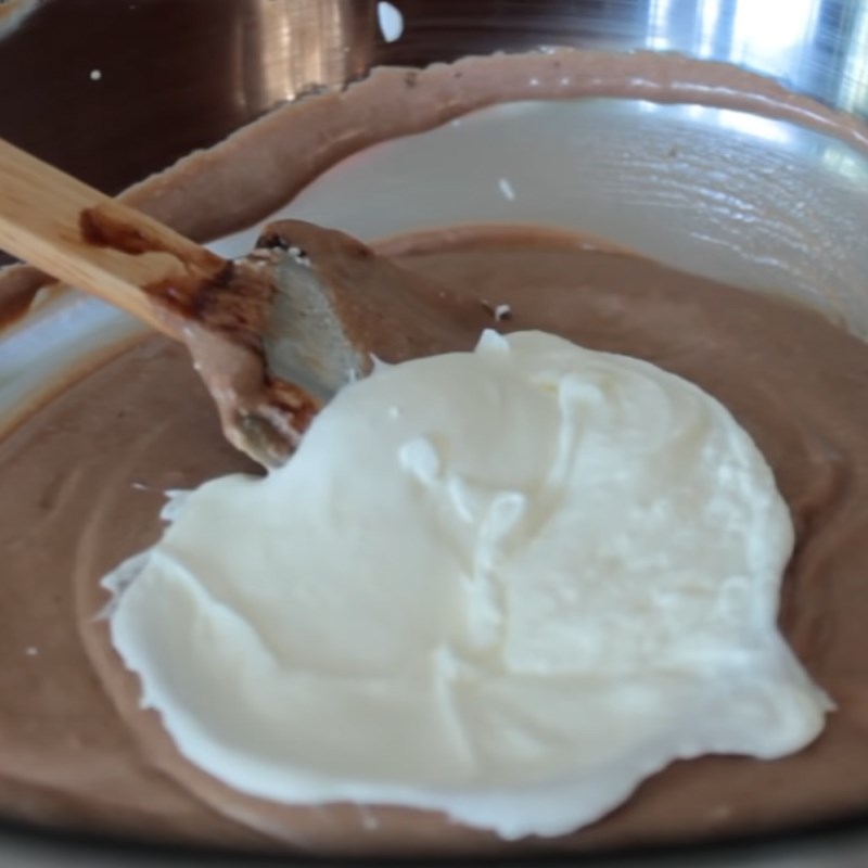 Bước 4 Trộn kem milo lần 1 Cheesecake milo