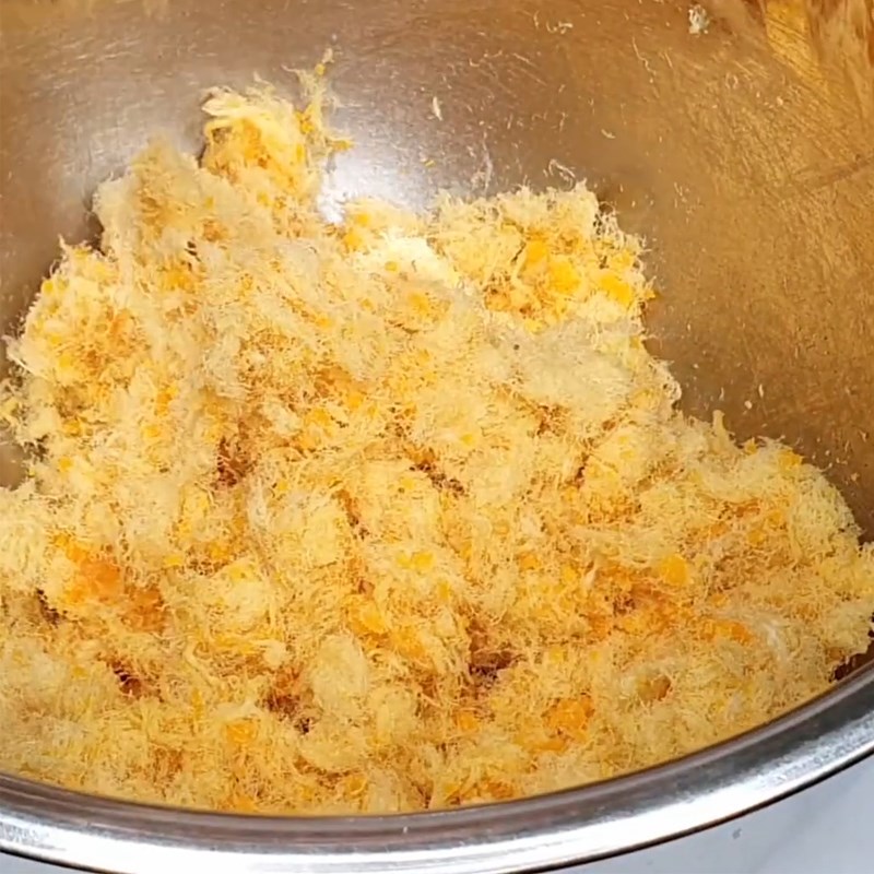 Bước 4 Trộn nhân chà bông phô mai trứng muối Bánh mì cuộn chà bông phô mai trứng muối