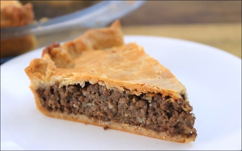 Bánh khoai tây thịt bò - La tourtiere