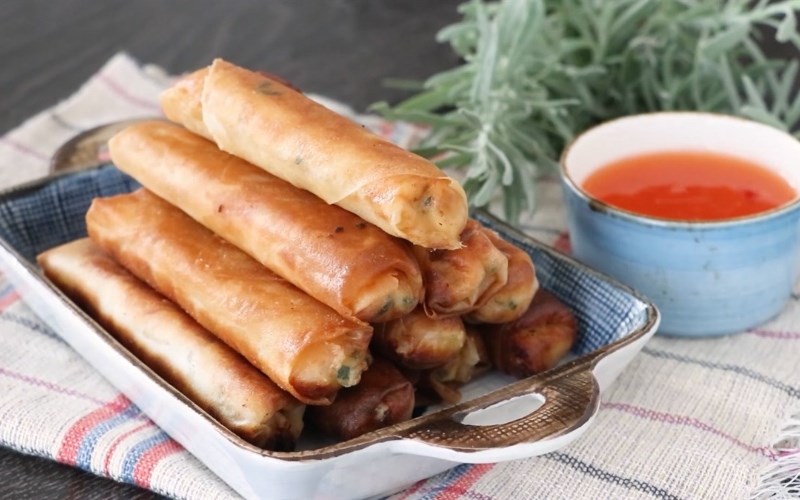 Chả gi&ograve; c&aacute; ngừ