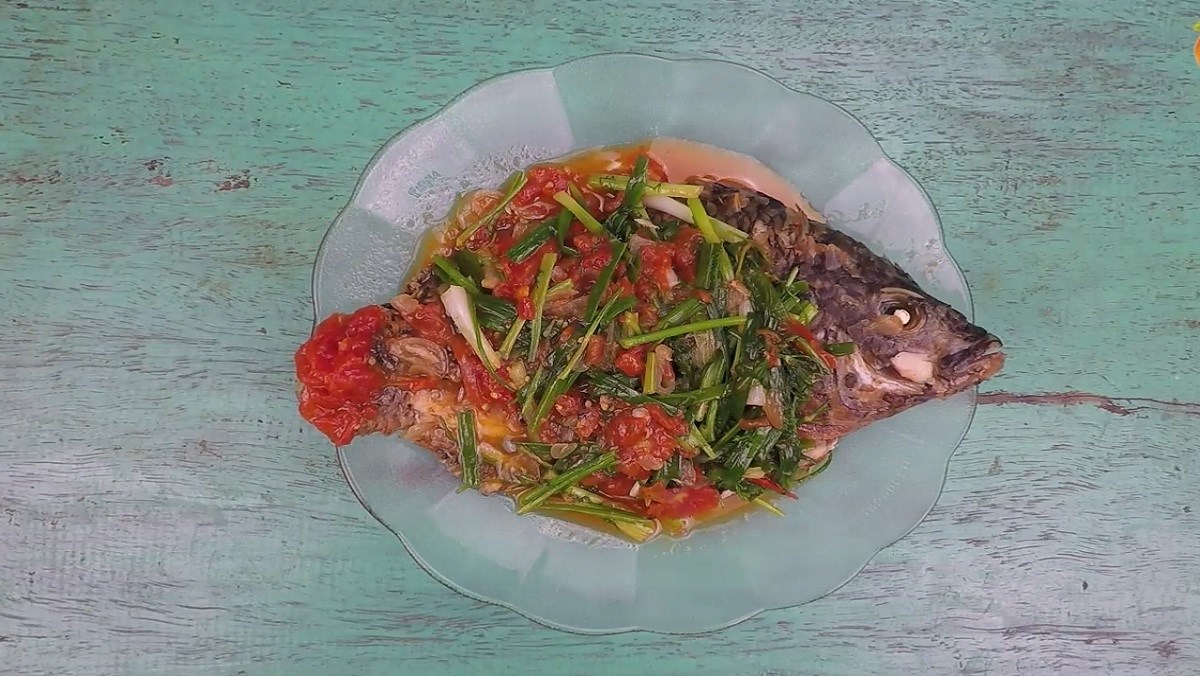 Cách làm cá rô phi sốt cà chua thơm ngon đậm đà cho bữa cơm