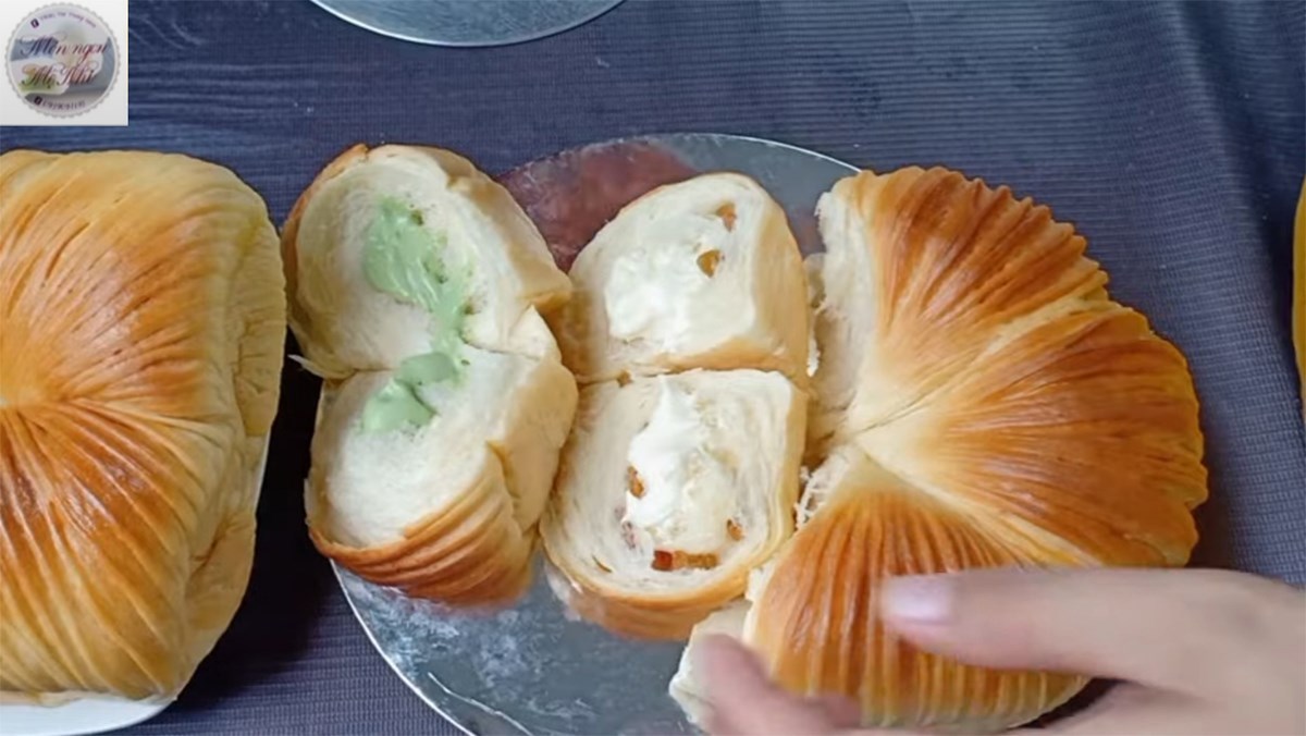 Bánh mì cuộn len nhân phô mai trà xanh