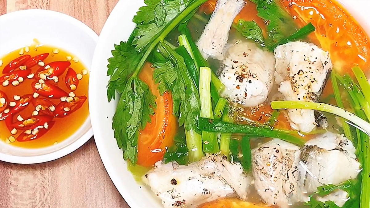 2 cách nấu canh cá khoai