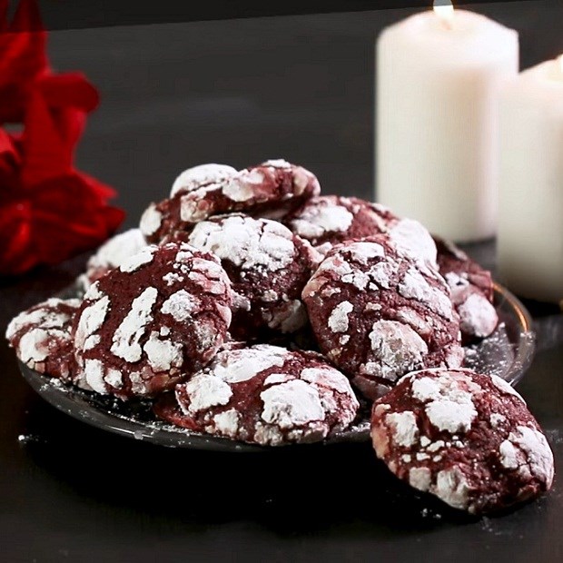 Cách làm bánh quy red velvet đơn giản, nổi bật cho lễ Giáng Sinh