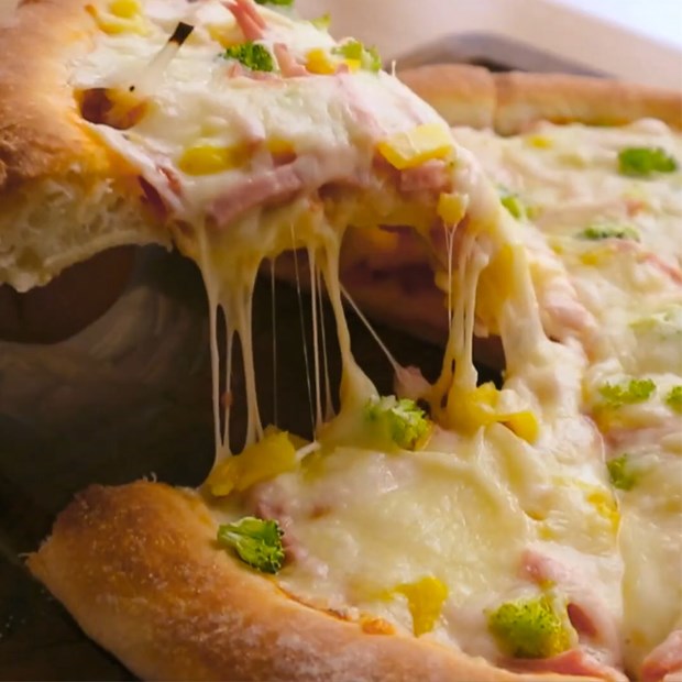 Cách làm vỏ bánh pizza không cần nhồi mềm thơm ngon dễ làm